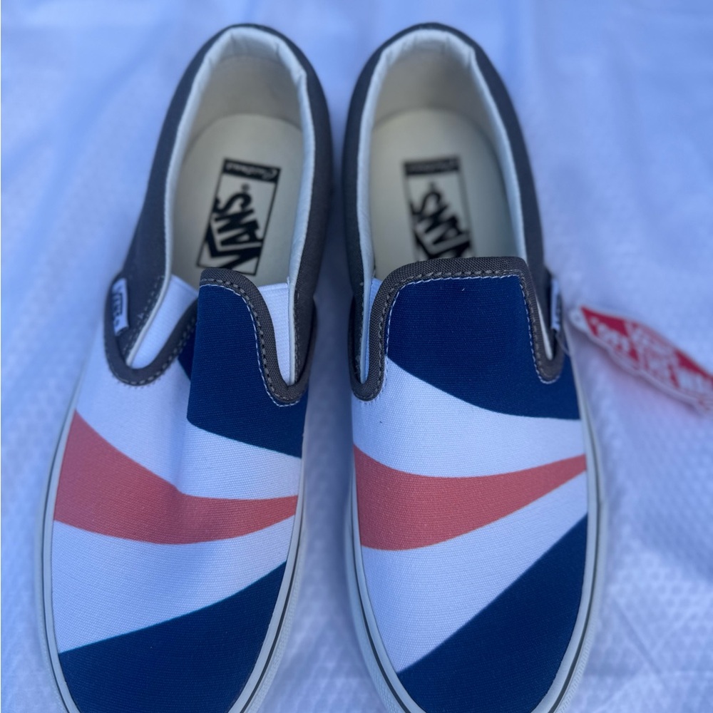 Vans unisex Slip-On Sneakers - Navy, White, and Coral M 7 W8.5, custom  made